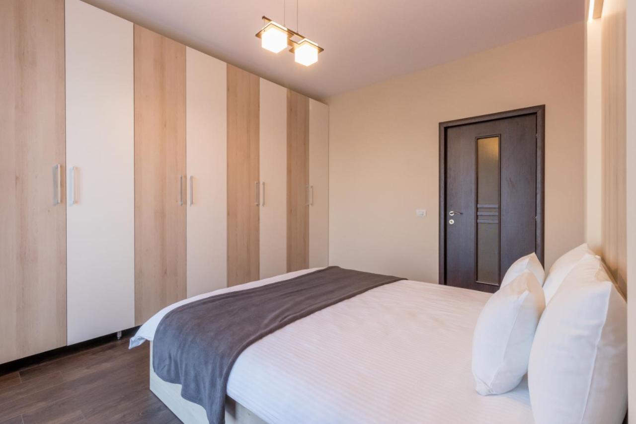 Modern Downtown Apartment Cluj-Napoca Exteriör bild